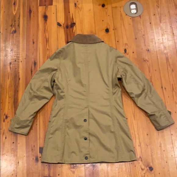 Women’s Barbour Jacket - Size 6 - beige color - Picture 5 of 8